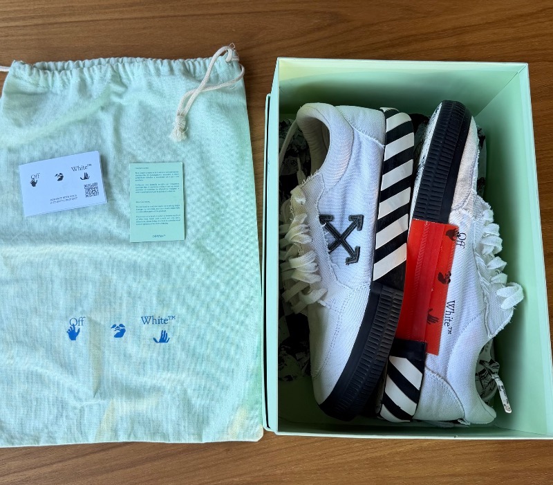 Foto 3 de Off-White Vulcanized Low Canvas White Black — 43, Usado
