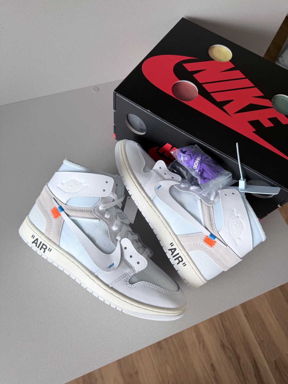 Virgil Abloh Archive x Air Jordan 1 High Retro Alaska (2026) — 42, Novo