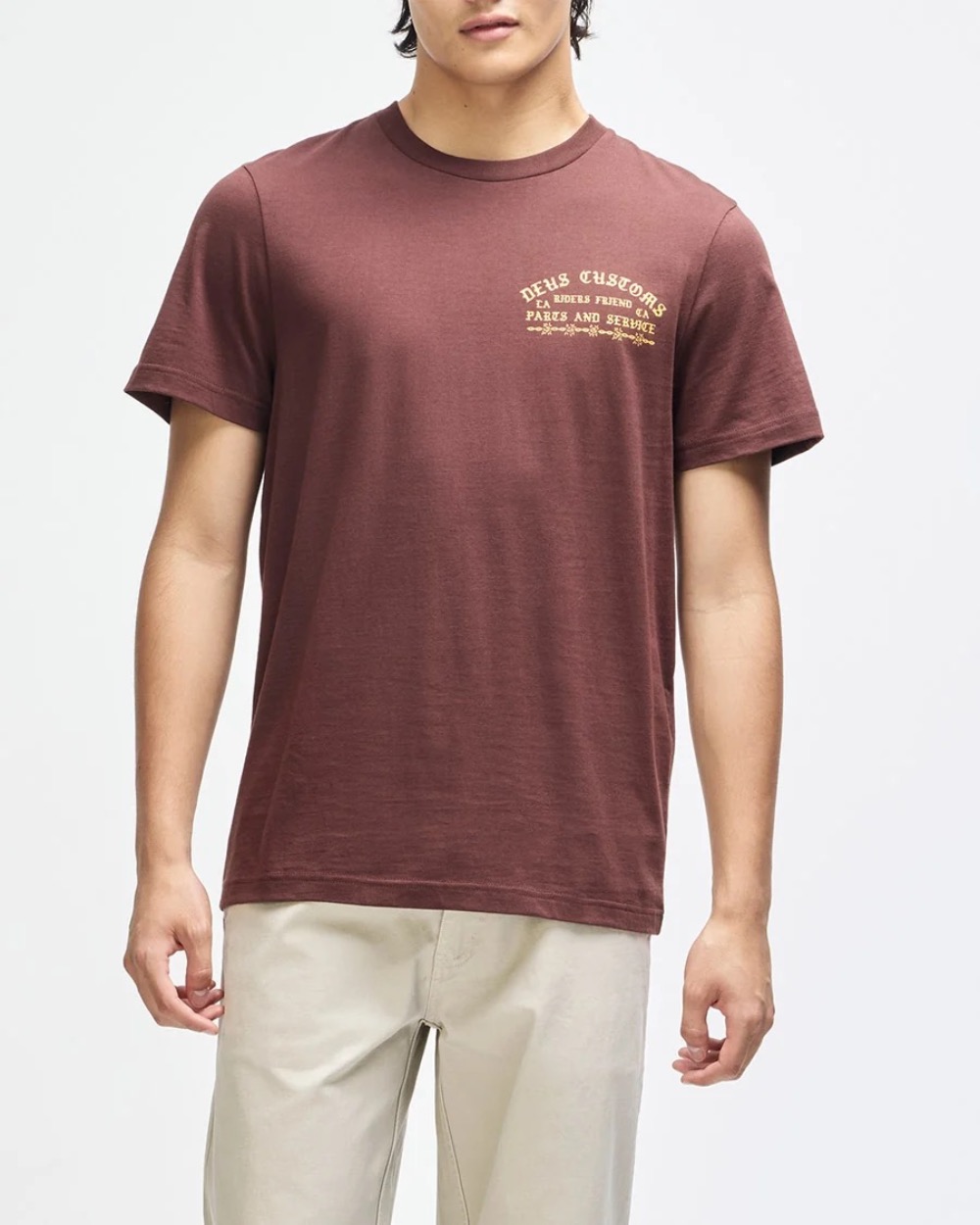 Camiseta Deus Ex Machina Regular Fit Unchained Brown — M / XG, Novo