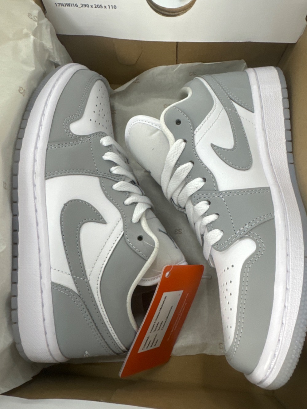 Air Jordan 1 Low Wolf Grey — 35, Novo