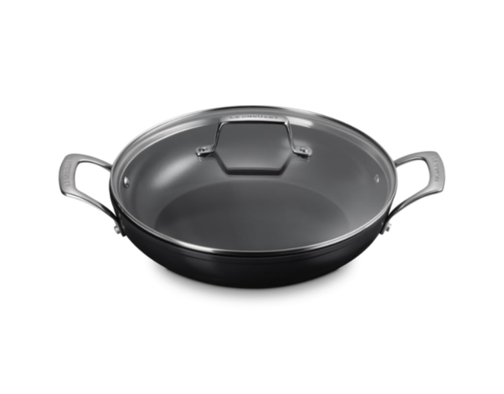 CAÇAROLA LE CREUSET BAIXA NON-STICK CERAMIC ESSENTIAL 28CM 51311280010598