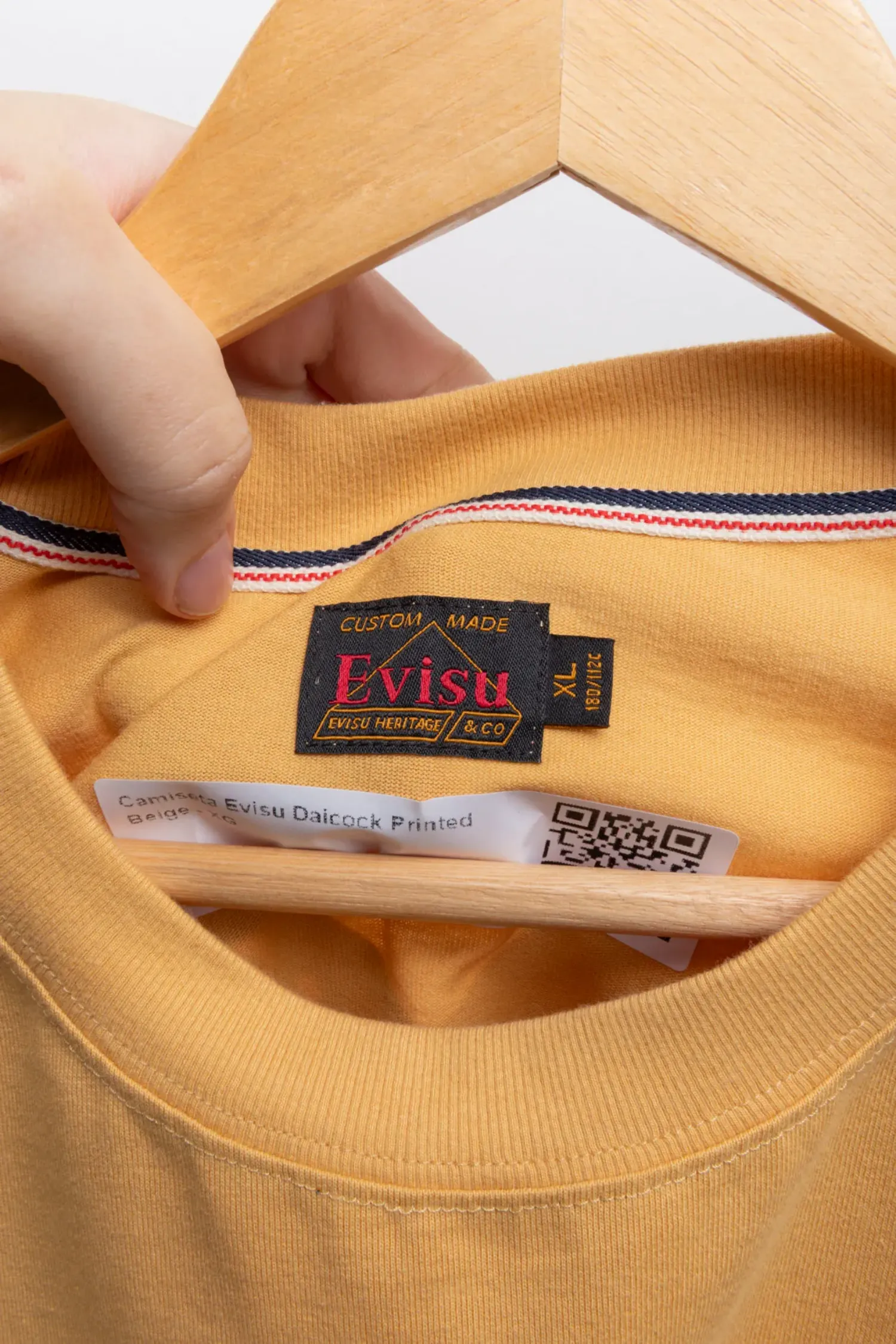 Foto 3 de Camiseta Evisu Daicock Printed Beige — XG, Novo