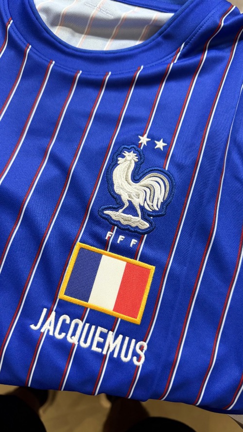 France x Jacquemus x Nike Camiseta Dri-FIT Blue — G, Novo