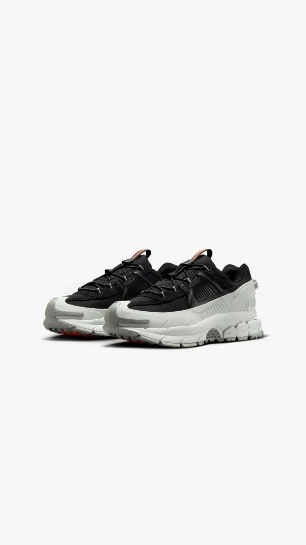 Nike Zoom Vomero 5 Roam Black Light Silver — 38 / 39 / 40, Novo
