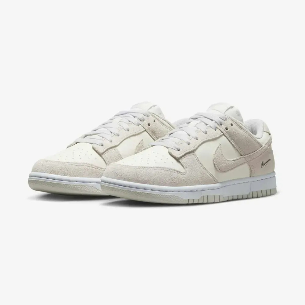 Nike Dunk Low SE Cream Feminino — 34 / 35 / 36 / 37 / 38 / 39, Novo