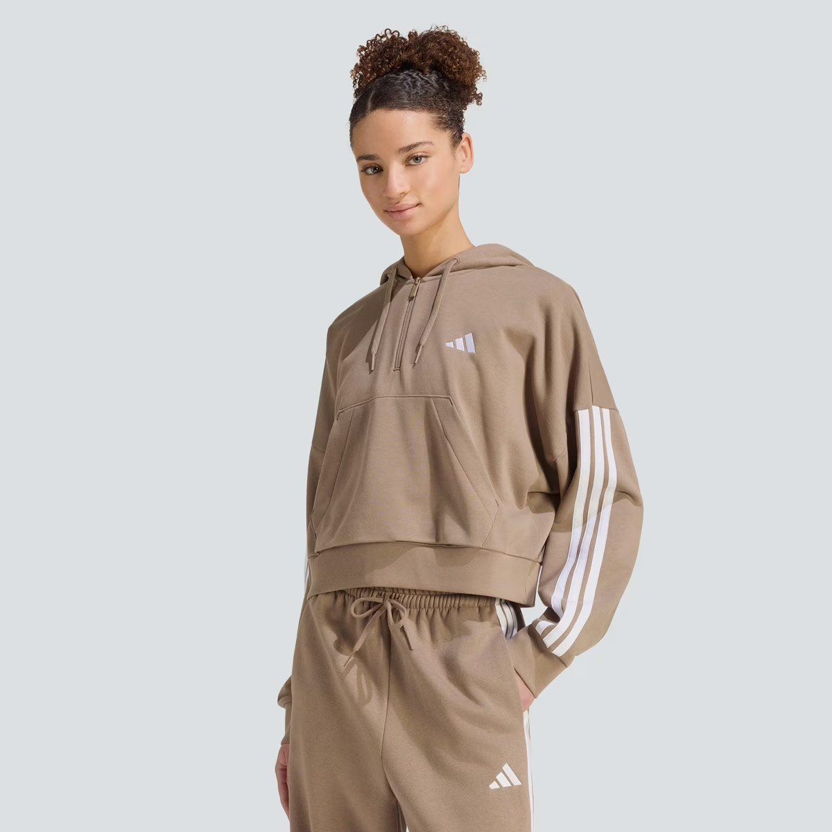 Moletom Adidas Essentials Feminino Marrom