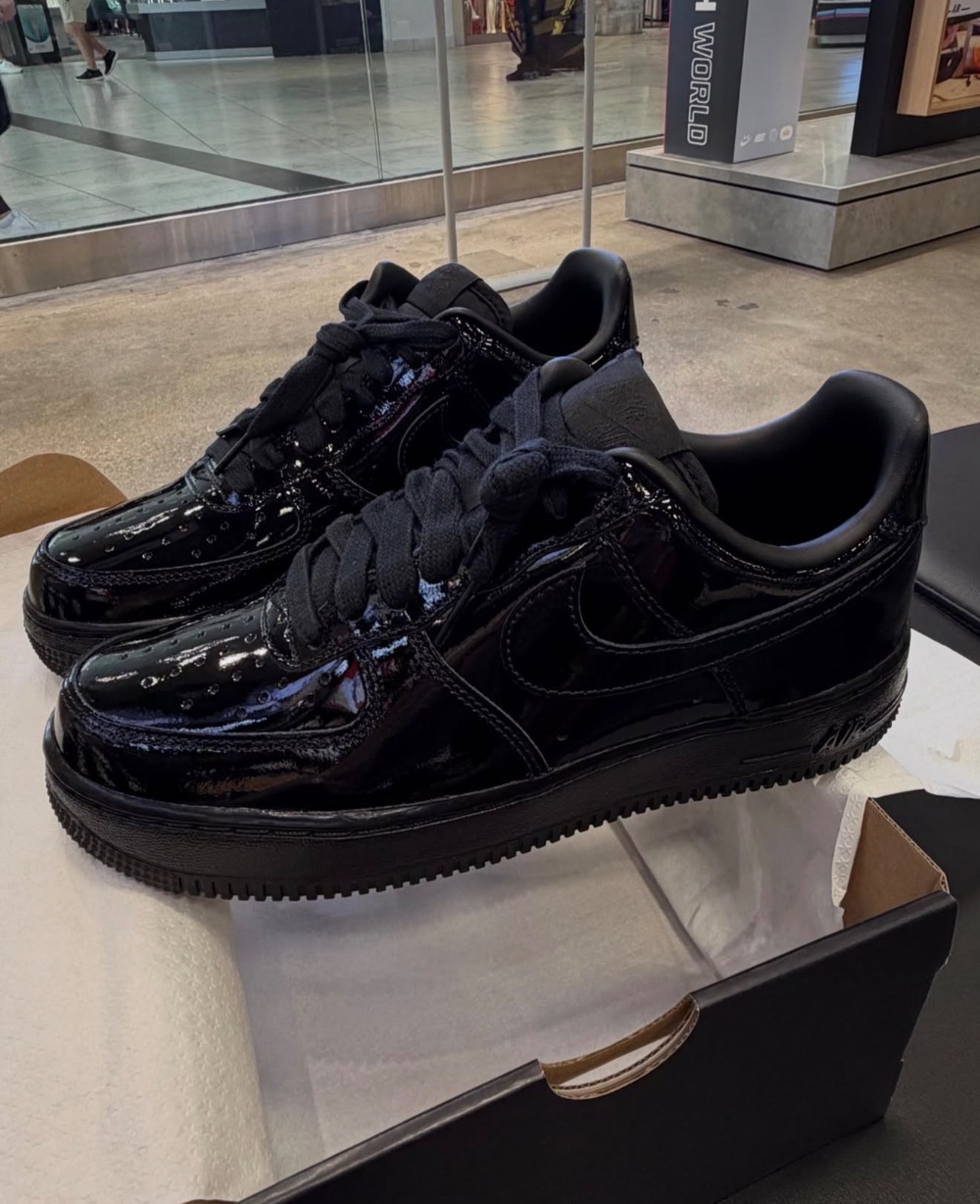 Nike Air Force 1 Low '07 Premium Black Patent — 37, Novo