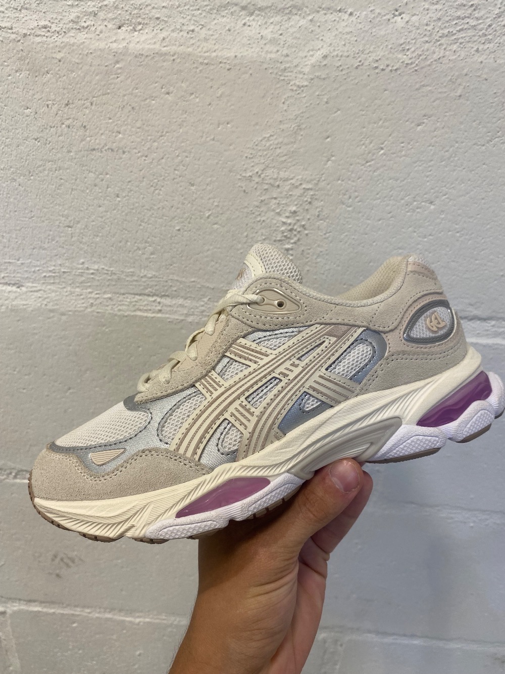 Asics Gel-NYC 2.0 White Cream — 35, Novo