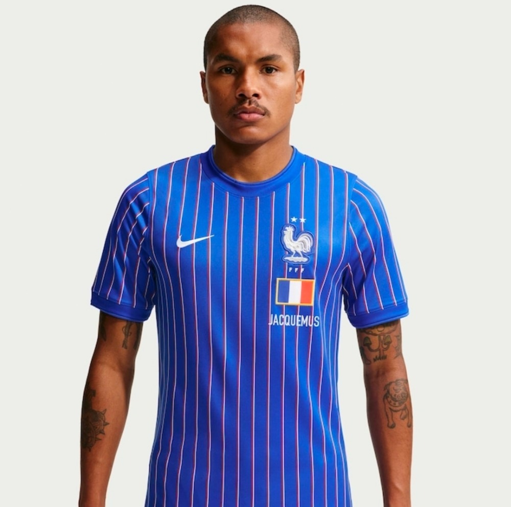 France x Jacquemus x Nike Camiseta Dri-FIT Blue — XG, Novo
