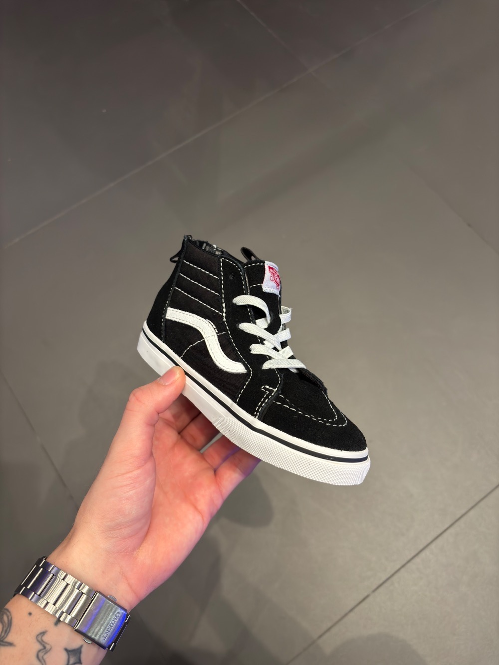 Vans Sk8-Hi Infantil Black True White — 18 / 19 / 20 / 21 / 22 / 23 / 24 / 25, Novo