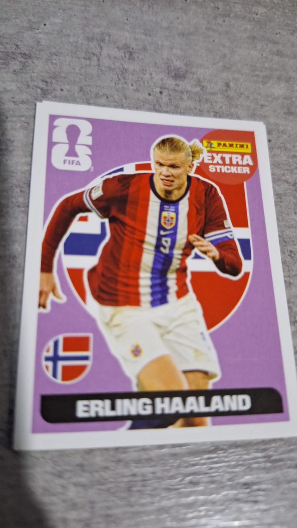 Figurinha Panini Erling Haaland Legend Roxo FIFA World Cup 2026 — Near Mint, Novo