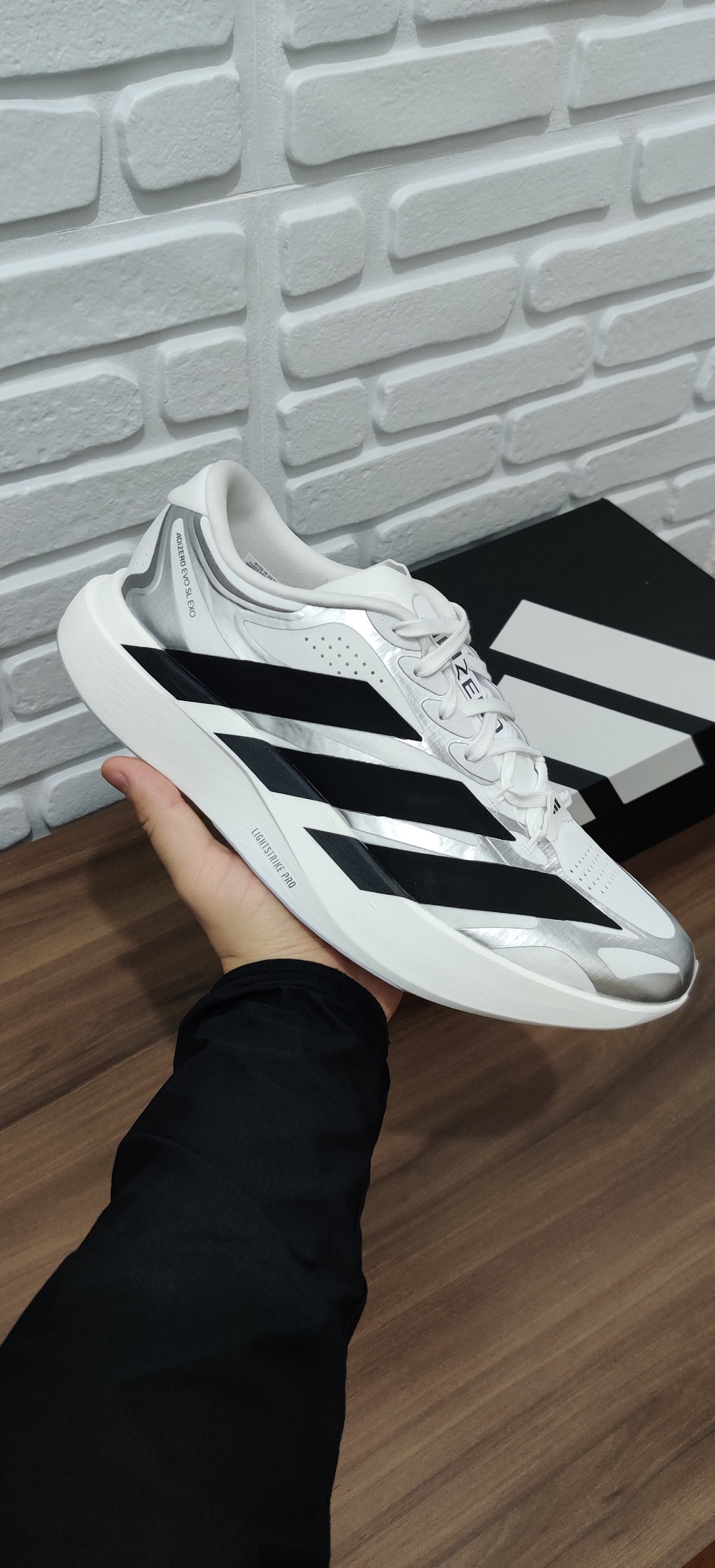 adidas Adizer EVO SL EXO Cloud White — 40, Novo