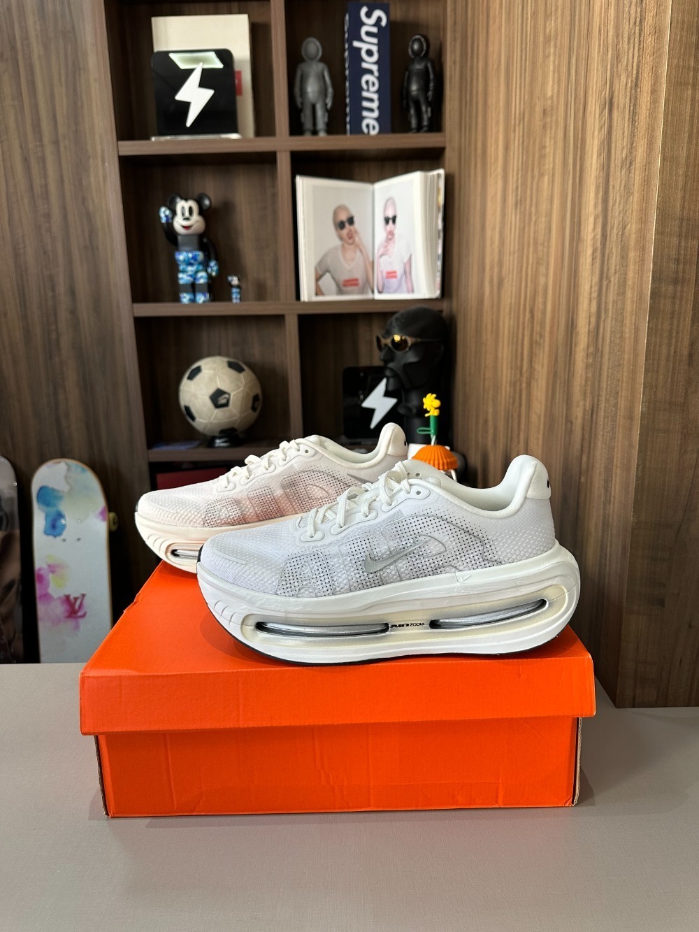 Nike Air Zoom Vomero Premium Summit White Sail — 41, Novo