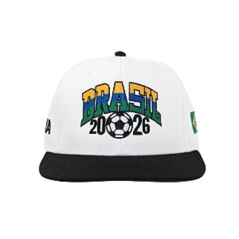 Boné oMA Studios Brasil Retro WC 2026 White Black — Único, Novo