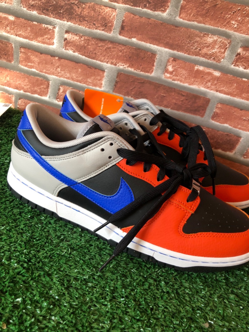 NBA x Nike Dunk Low Knicks — 43, Novo