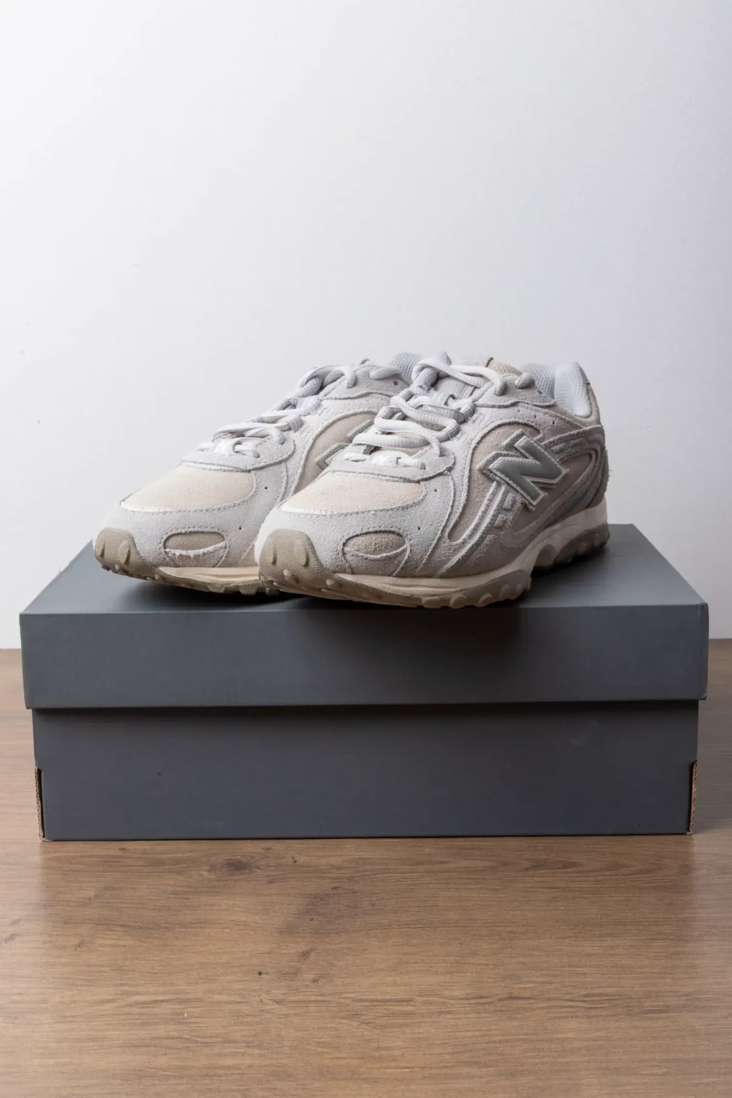 New Balance 204L Light Grey — 39, Novo