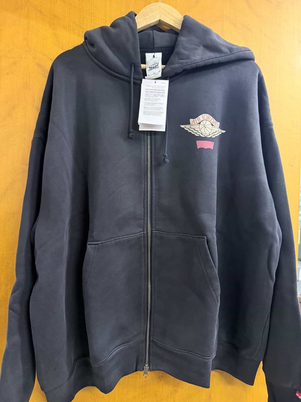 Levi's x Air Jordan Jaqueta Full Zip Black — XG, Novo