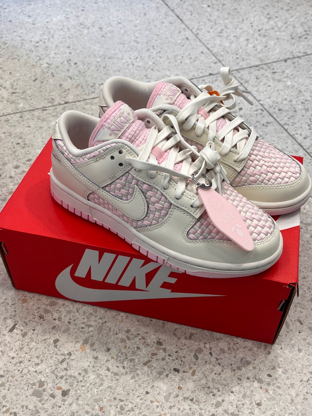 Nike Dunk Low WN’S Pink Foam Sail Feminino — 36, Novo