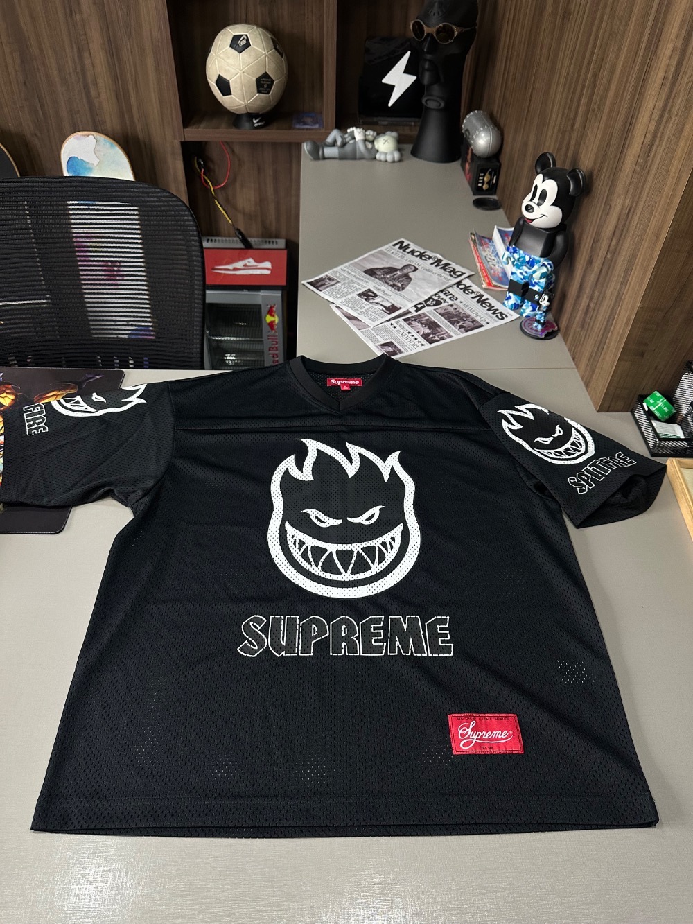 Spitfire x Supreme Camiseta Football Jersey Black SS26-W17 — M, Novo