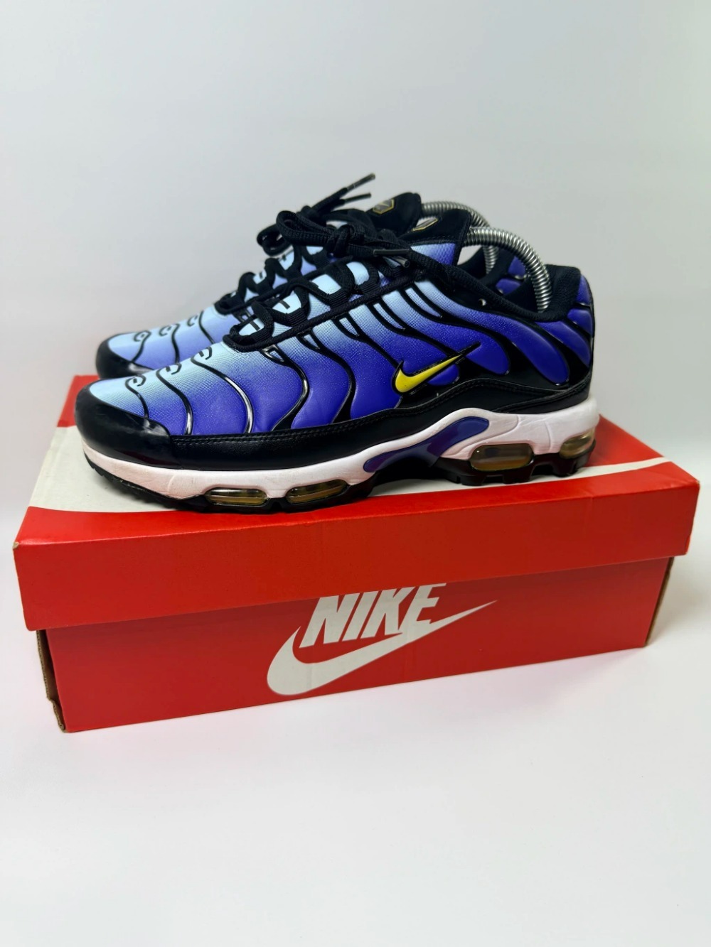 Nike Air Max Plus Golf Hyper Blue — 39.5, Usado