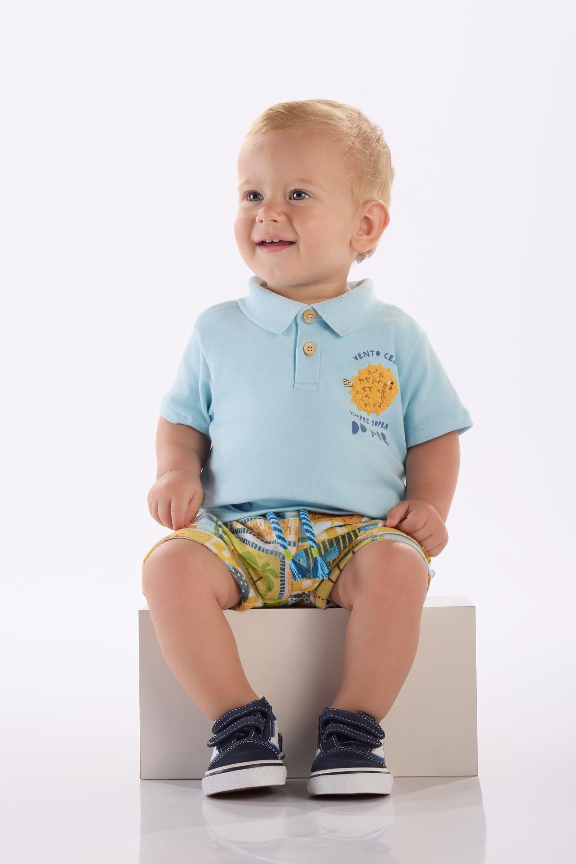 Conjunto Solar para Bebê Menino com Polo e Short (Azul) Três e Já — 3 M