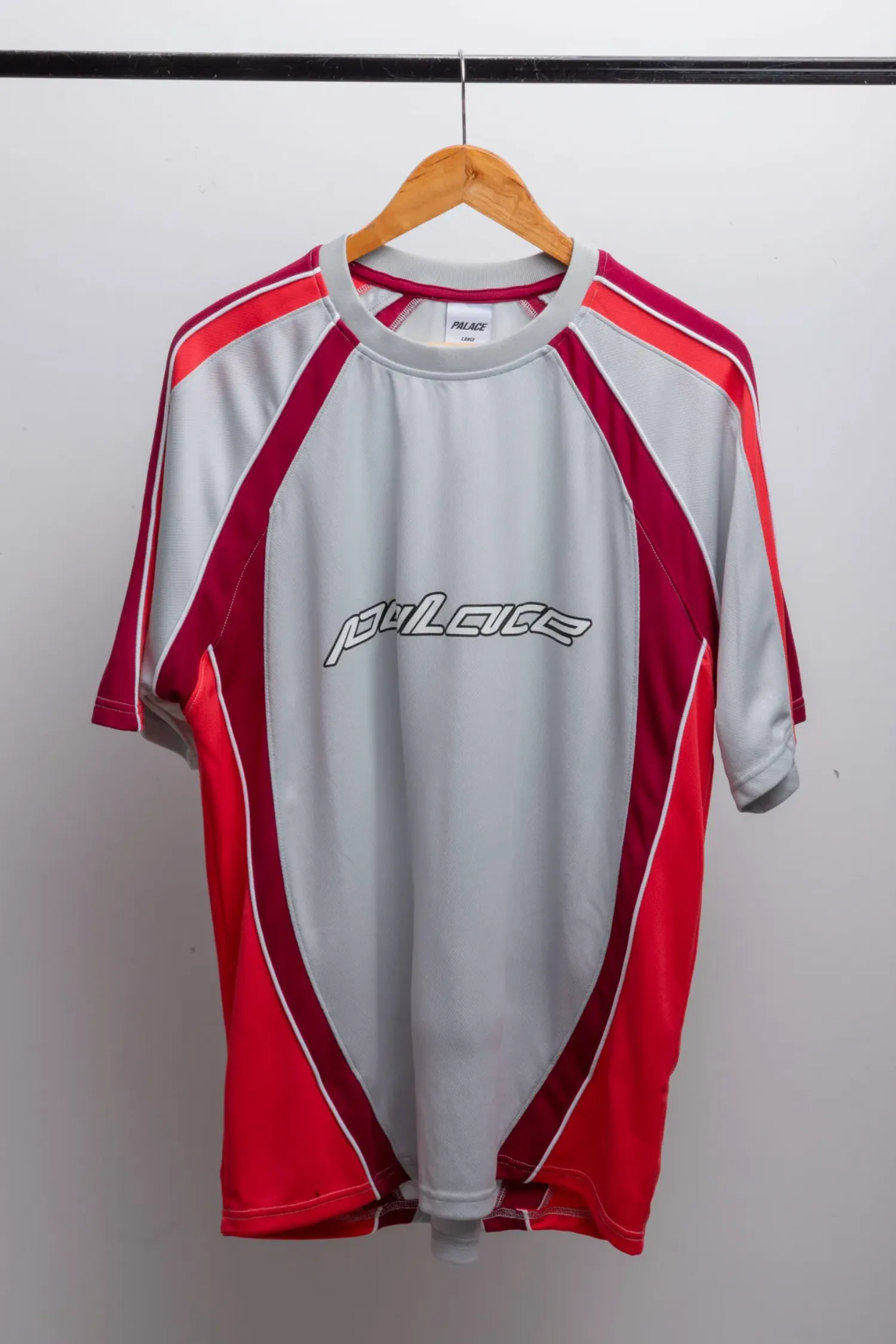Camiseta Palace Far Out Jersey White — G, Novo