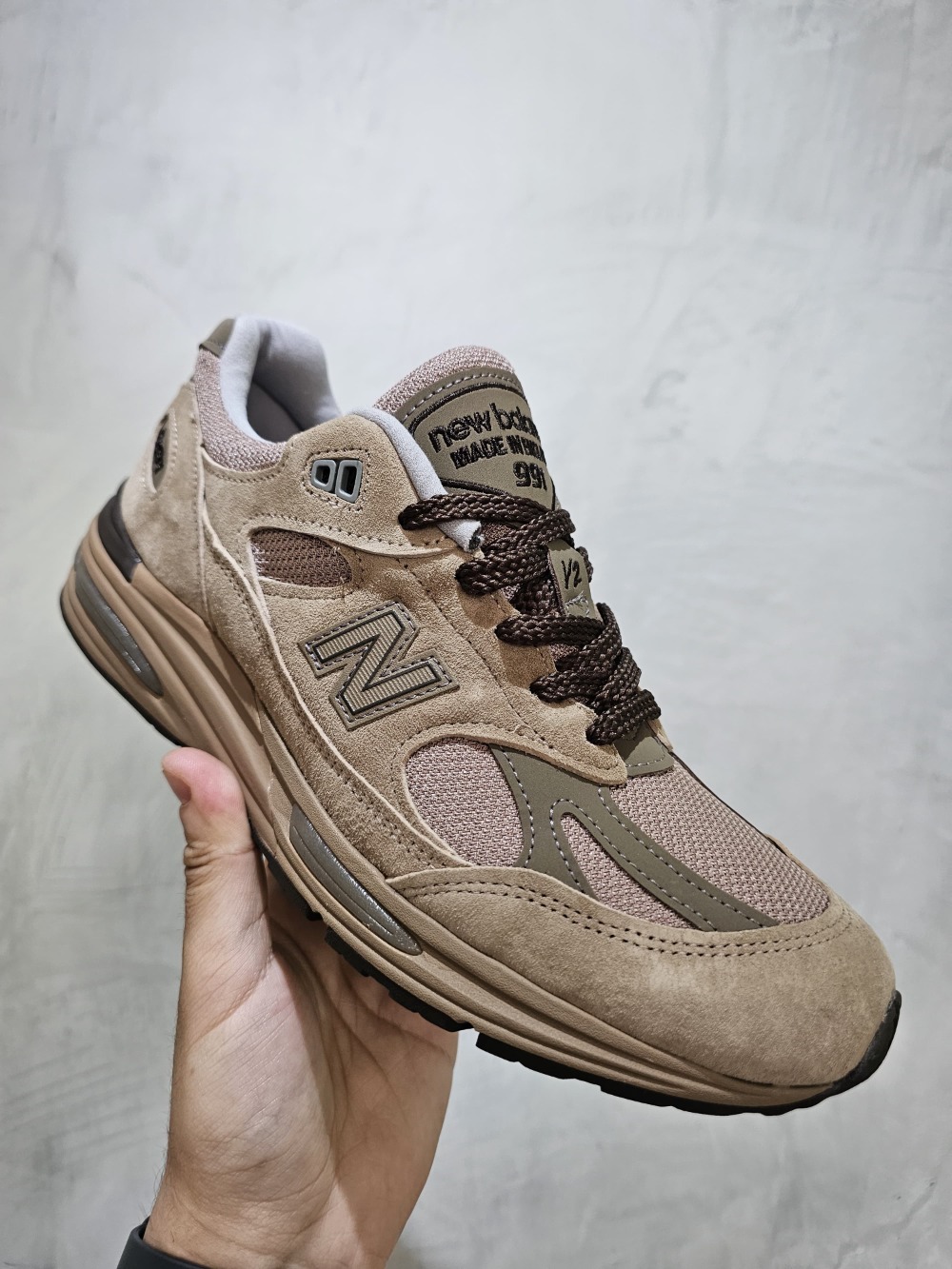 New Balance 991v2 Walnut Shitake — 38 / 39 / 40 / 41, Novo