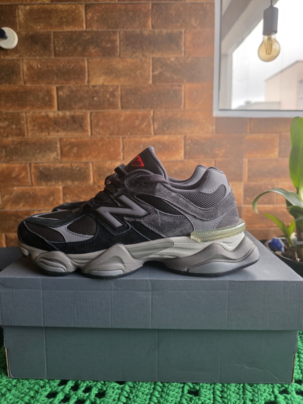 New Balance 9060 Lace Black Castlerock — 39, Usado