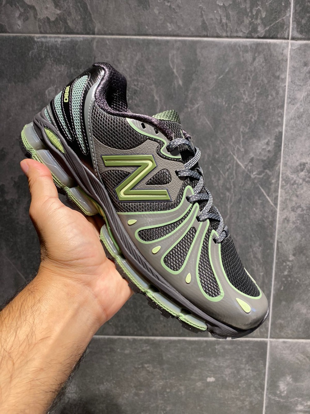 New Balance 1890 Faded Black Utility Green — 38 / 39 / 40 / 41 / 42 / 43, Novo