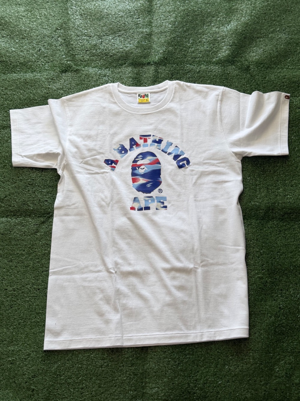 Camiseta A Bathing Ape Bape Screen Camo College White Blue — XG, Novo