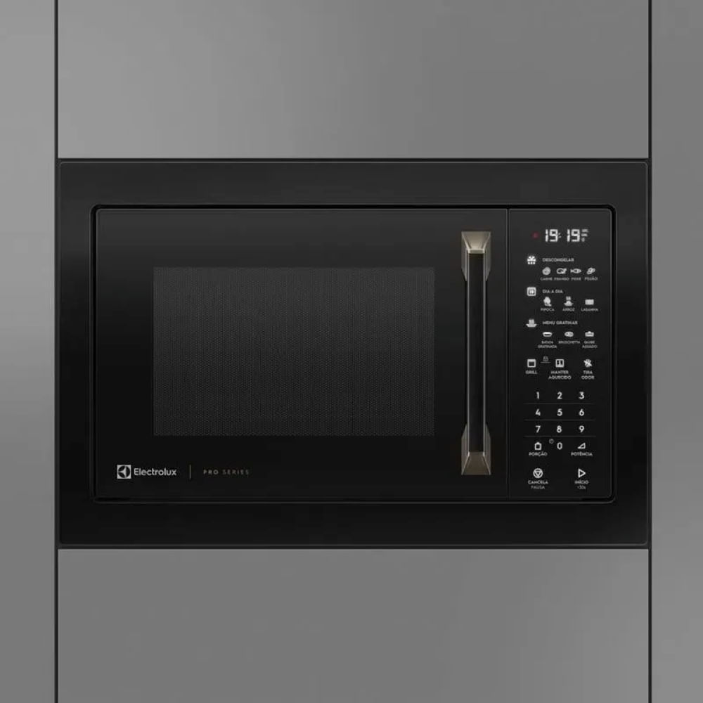 Foto 5 de MICROONDAS ELECTROLUX 34L PRETO PRO SERIES 127V MV43T