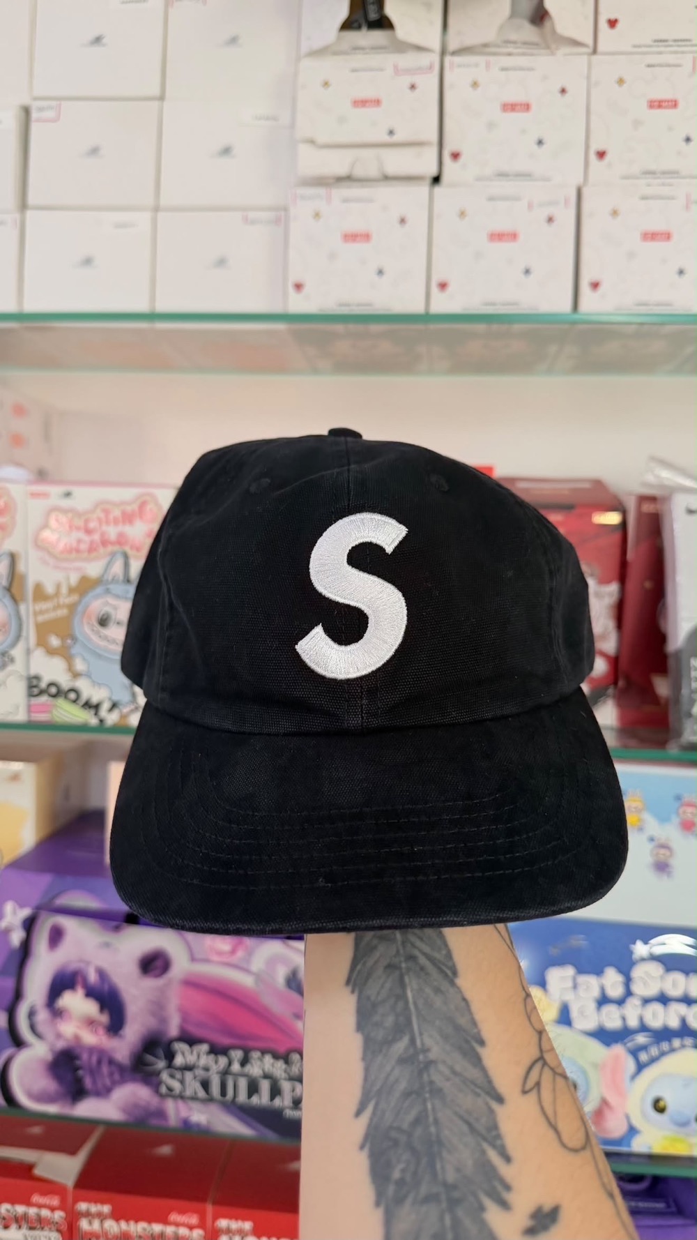 Boné Supreme Washed Canvas S Logo 6-Panel Black FW26-W3 — Único, Novo