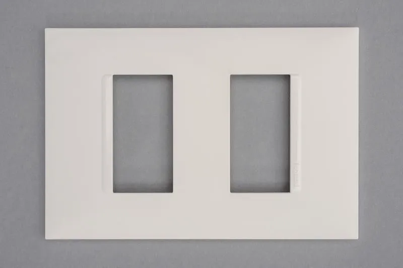 PLACA 2 POSTOS SEPARADOS 4X2 BRANCA - PIAL PLUS+ PIAL