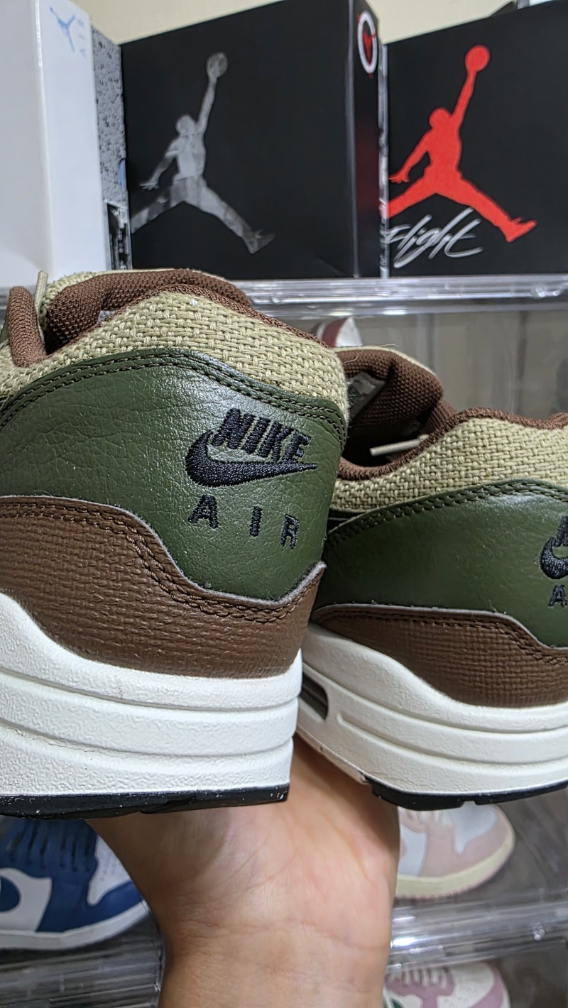 Foto 5 de Nike Air Max 1 Essential PRM Neutral Olive Cacao Wow — 40, Usado