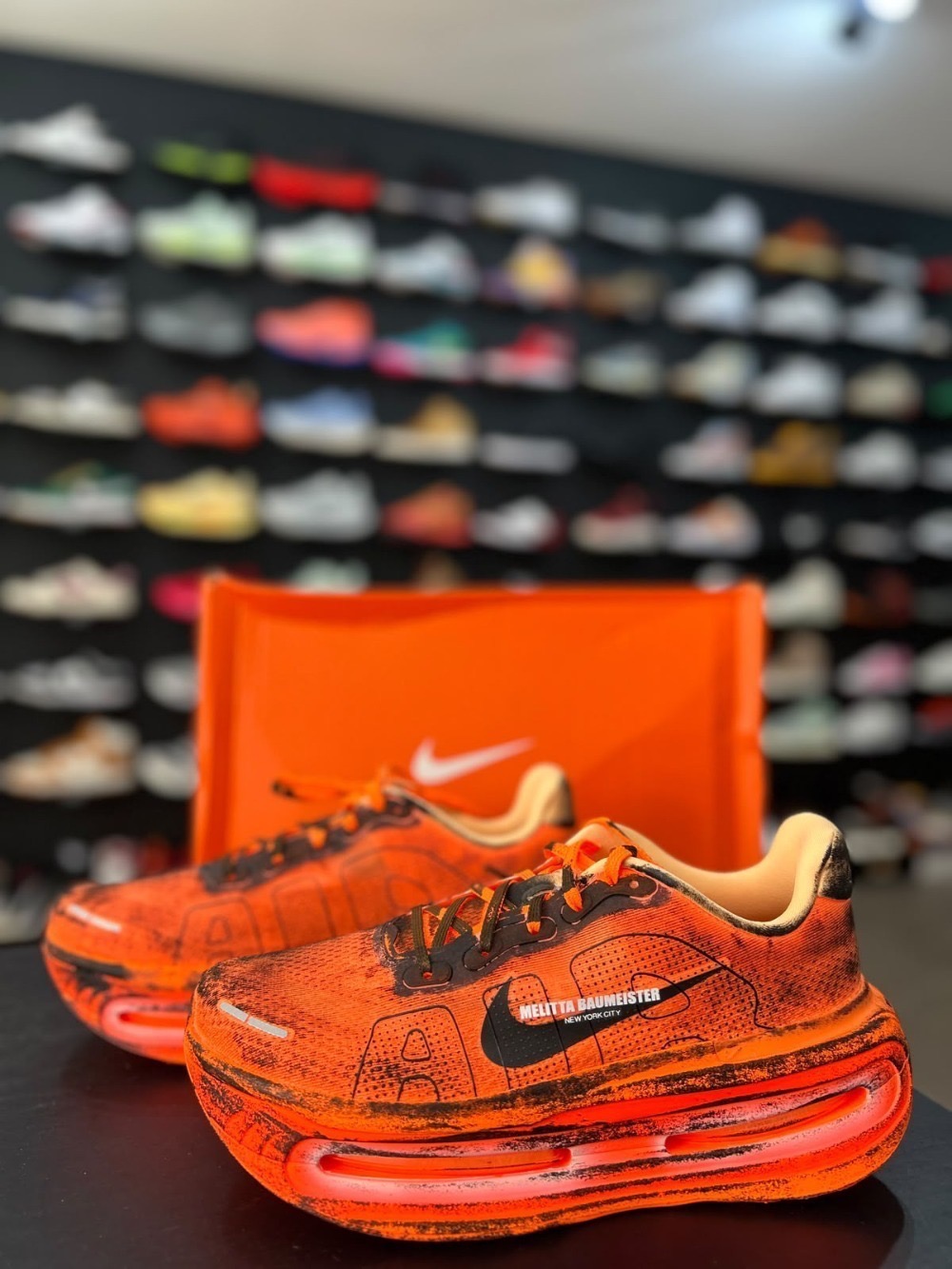 Melitta Baumeister x Nike Vomero Premium SP Total Orange Chalk — 40, Novo