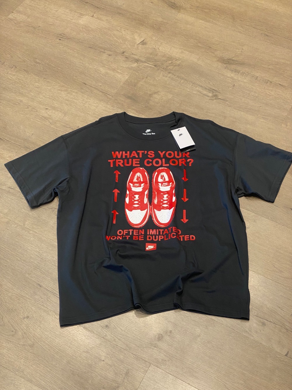 Camiseta Nike Sportswear Max90 Dunk Graphic Anthracite — M / G / XG, Novo