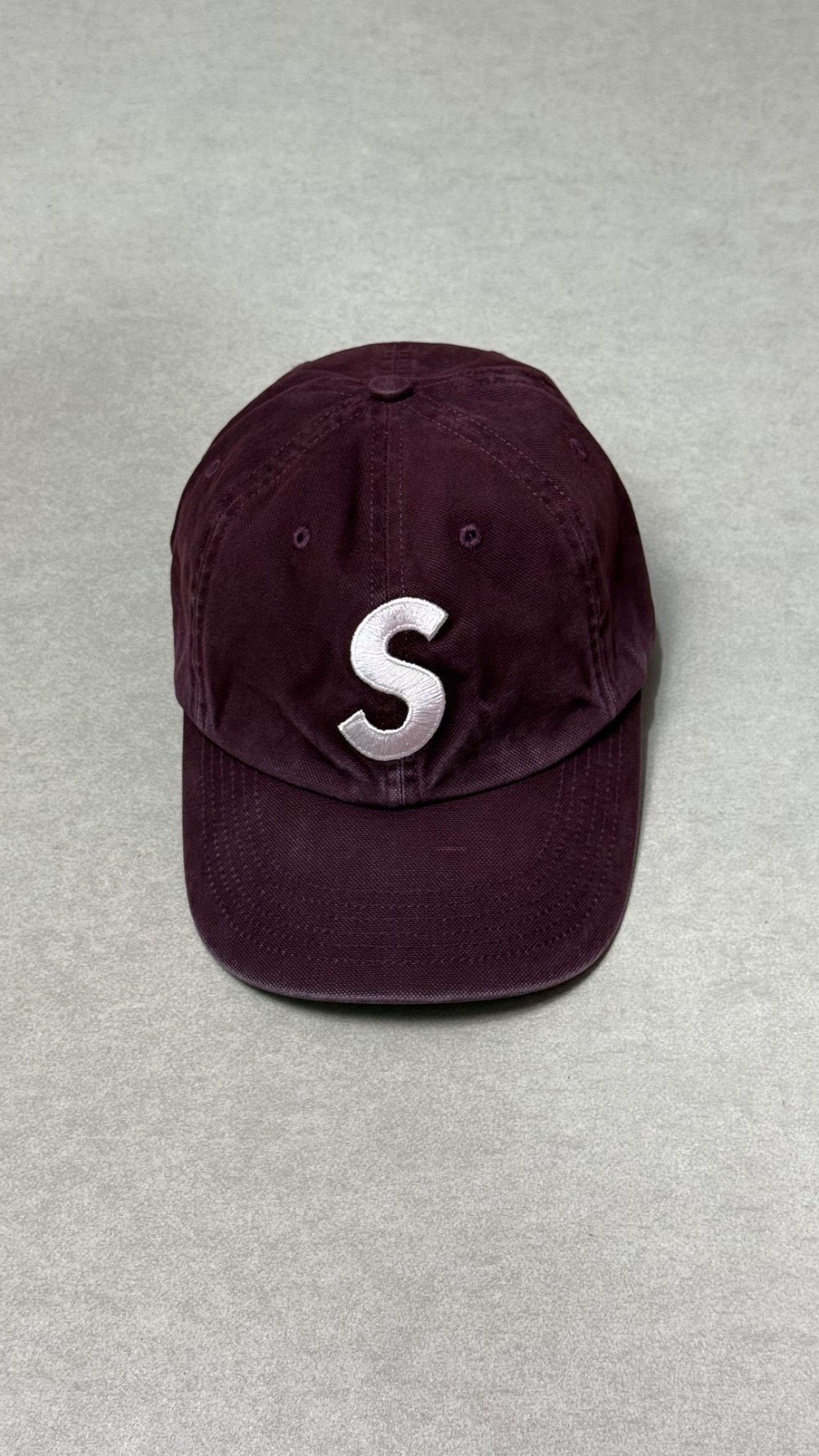 Boné Supreme Washed Canvas S Logo 6-Panel Plum FW26-W3 — Único, Novo