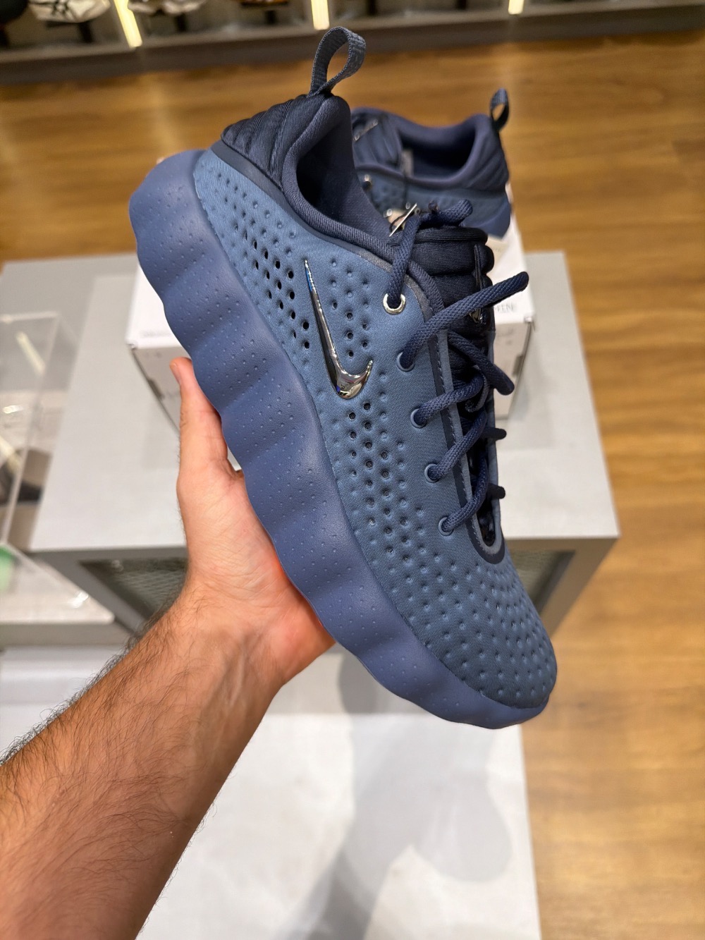 Nike Mind 002 Thunder Blue Chrome — 41, Novo