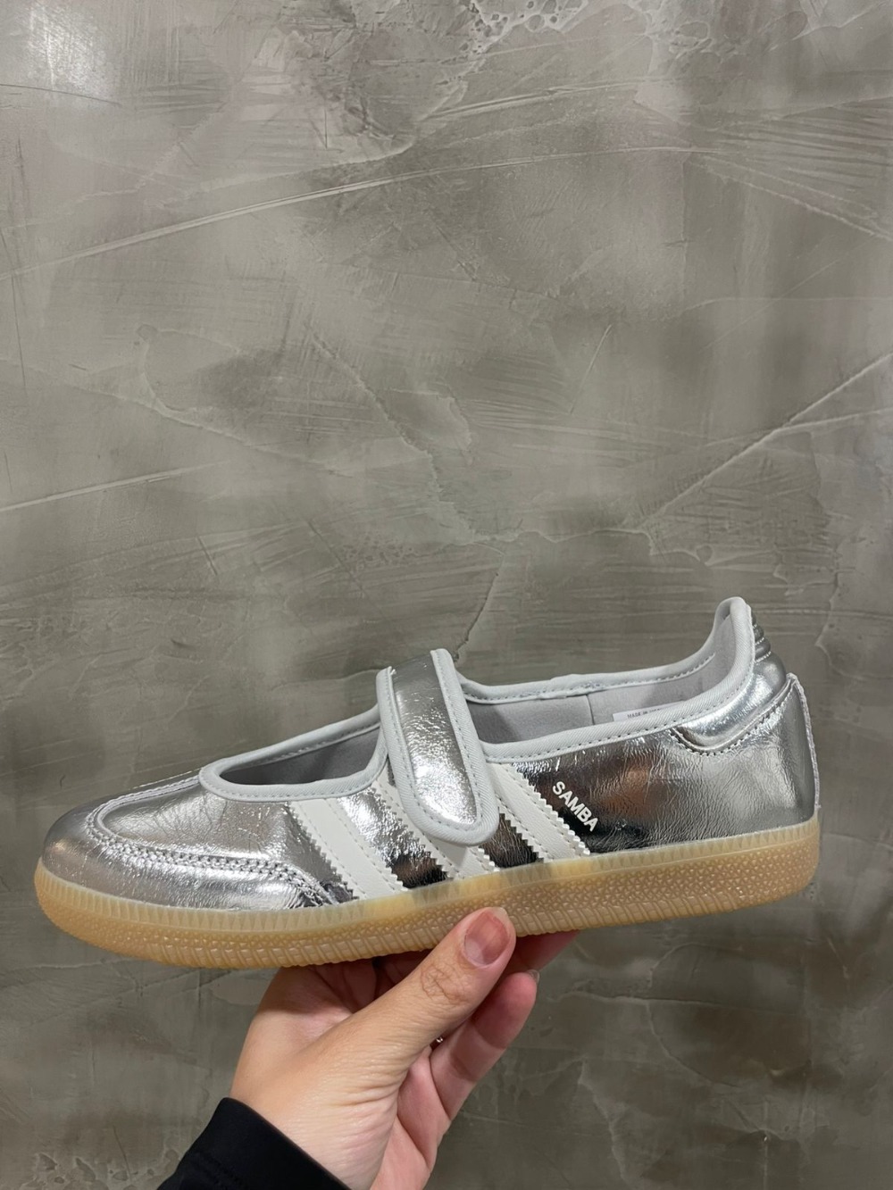adidas Samba Jane Silver Metallic Off White Gum — 34 / 35 / 36 / 37 / 38 / 39, Novo
