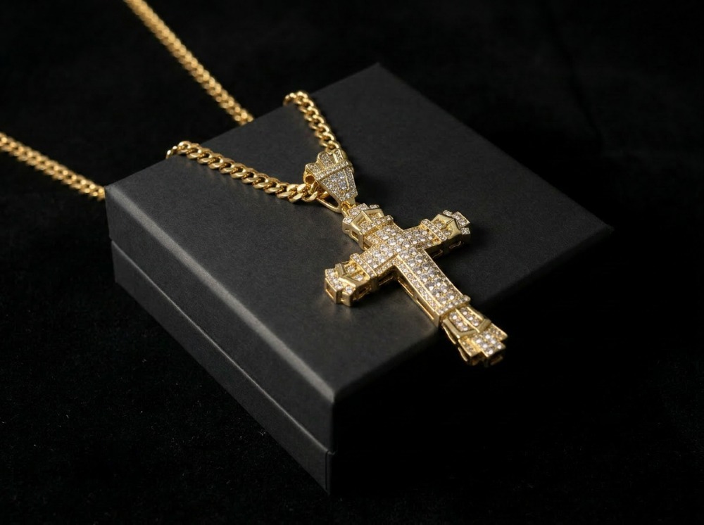 Corrente Casa Cinza Brasil Shiny Cross — Único, Novo