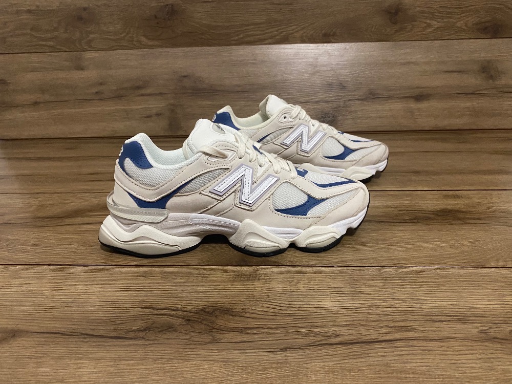 New Balance 9060 Light Beige Dark Blue — 39, Novo