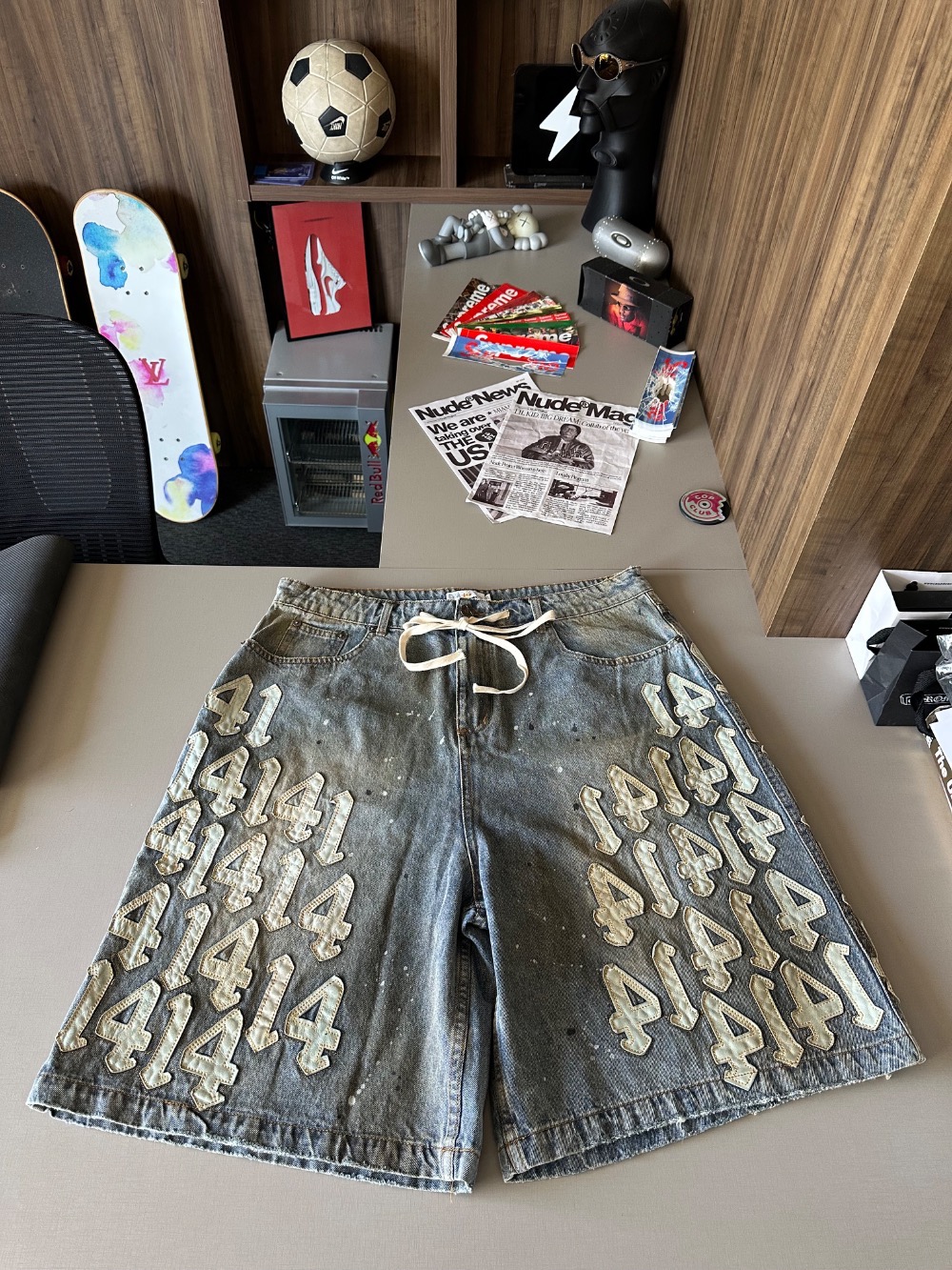 Jorts Vale Lives Forever Charm White — 44, Novo