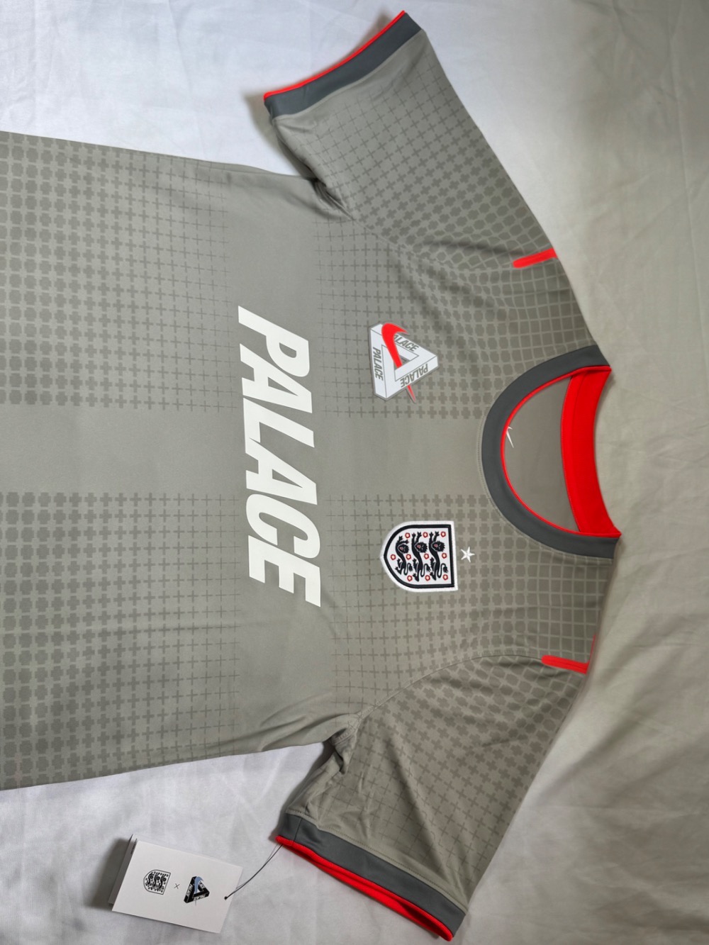 England x Palace x Nike Camiseta Dri-Fit Academy Pro Football Pewter Grey — G, Novo