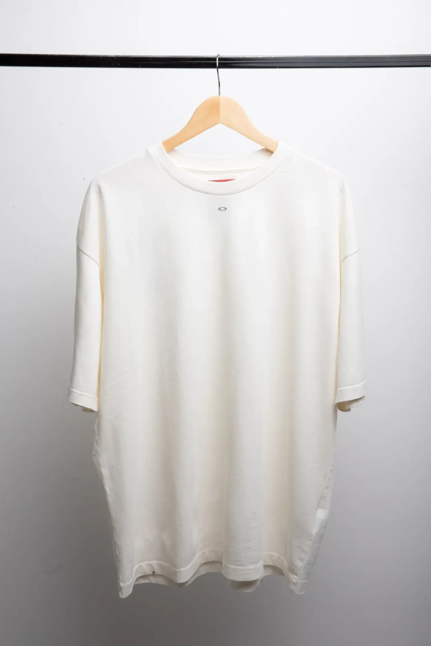 Oakley x Piet Camiseta Foil Nano Logo Bone White — XG, Novo