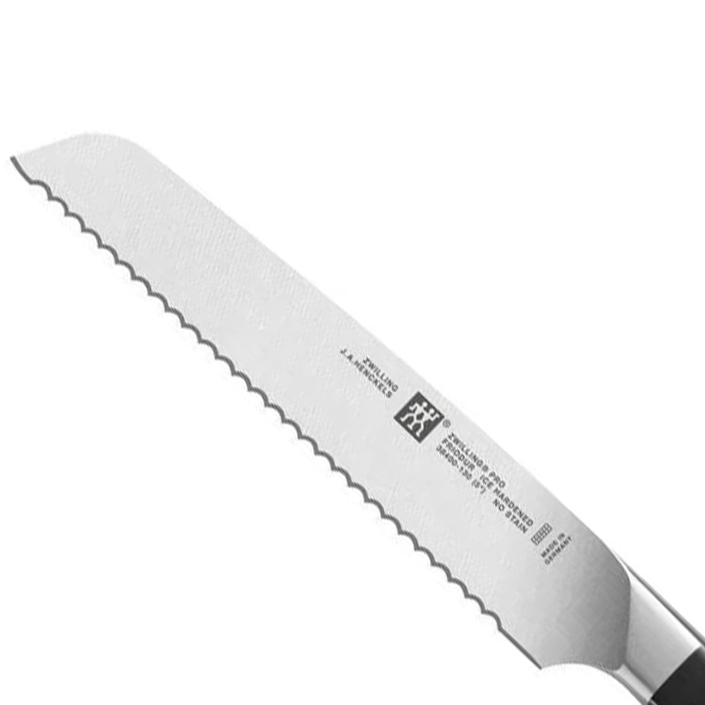 Foto 3 de FACA UNIVERSAL ZWILLING PRO 13CM EM AÇO INOX BLACK MATTE 384001310