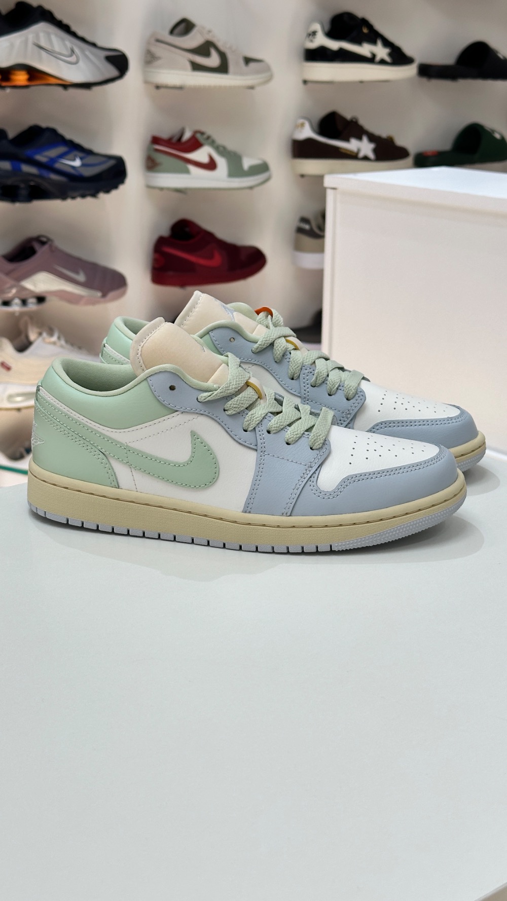 Air Jordan 1 Low Sail Jade Aura — 37, Novo