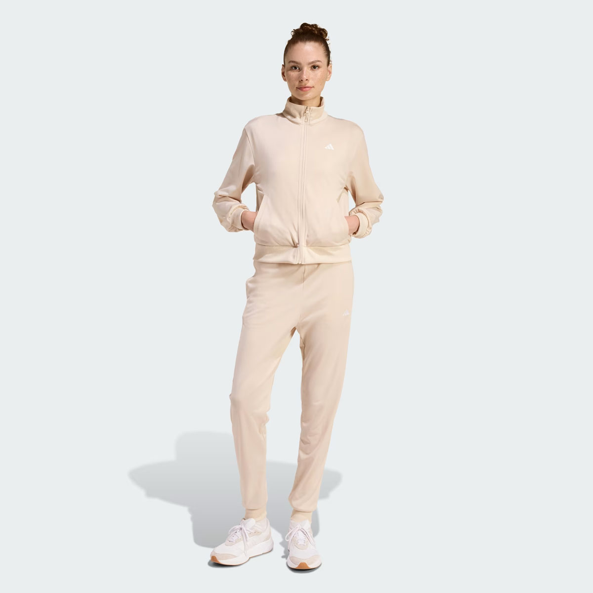 Agasalho Adidas Feelcozy TS Feminino Bege e Branco