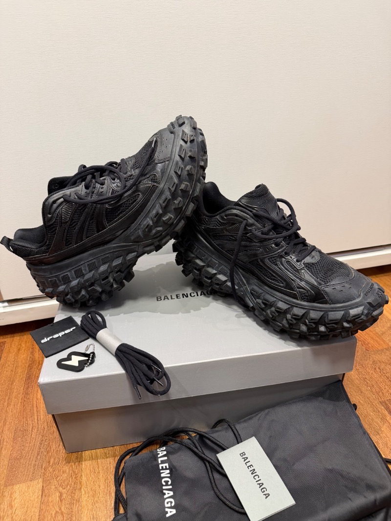 Foto 3 de Balenciaga Defender Bouncer — 42, Usado