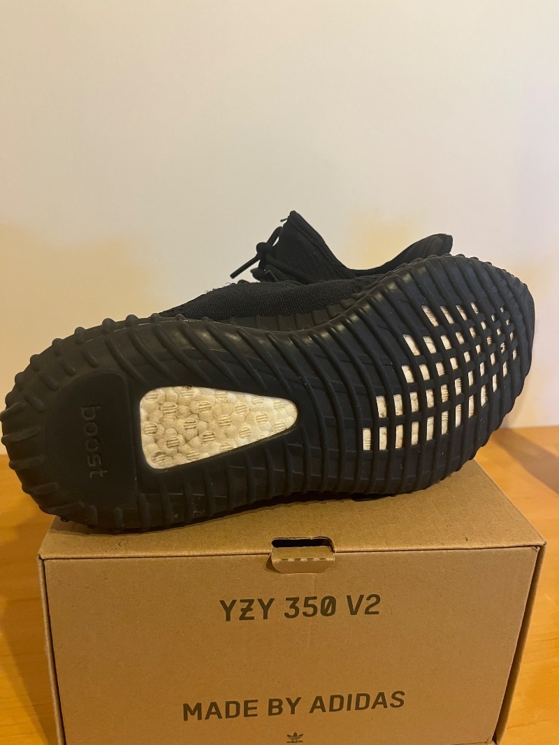 Foto 5 de Yeezy 350 V2 Onyx (2023) — 43, Usado