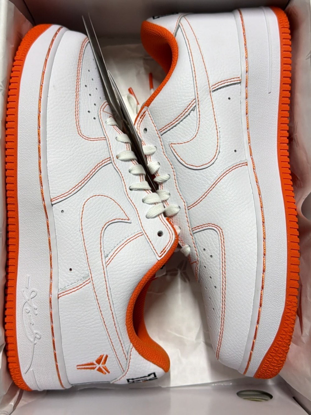 Kobe Bryant x Nike Air Force 1 Low Protro White Safety Orange — 39 / 40 / 41 / 42 / 43 / 44, Novo